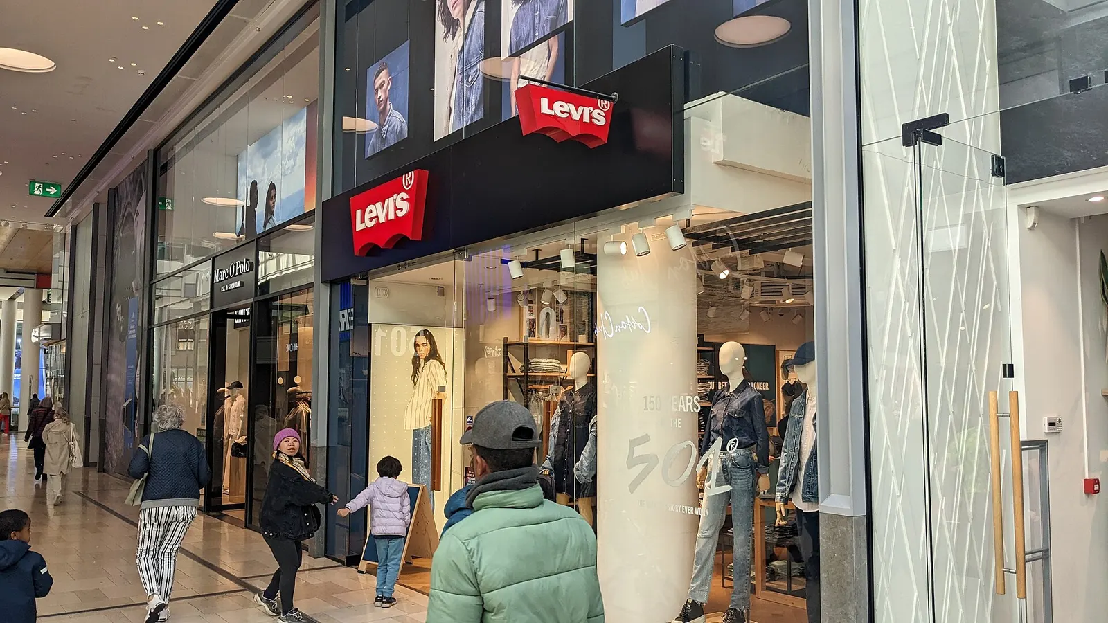 A small local Levi Strauss &amp; Co.-branded denim store, that is located in the Utrechter capital city of Utrecht.